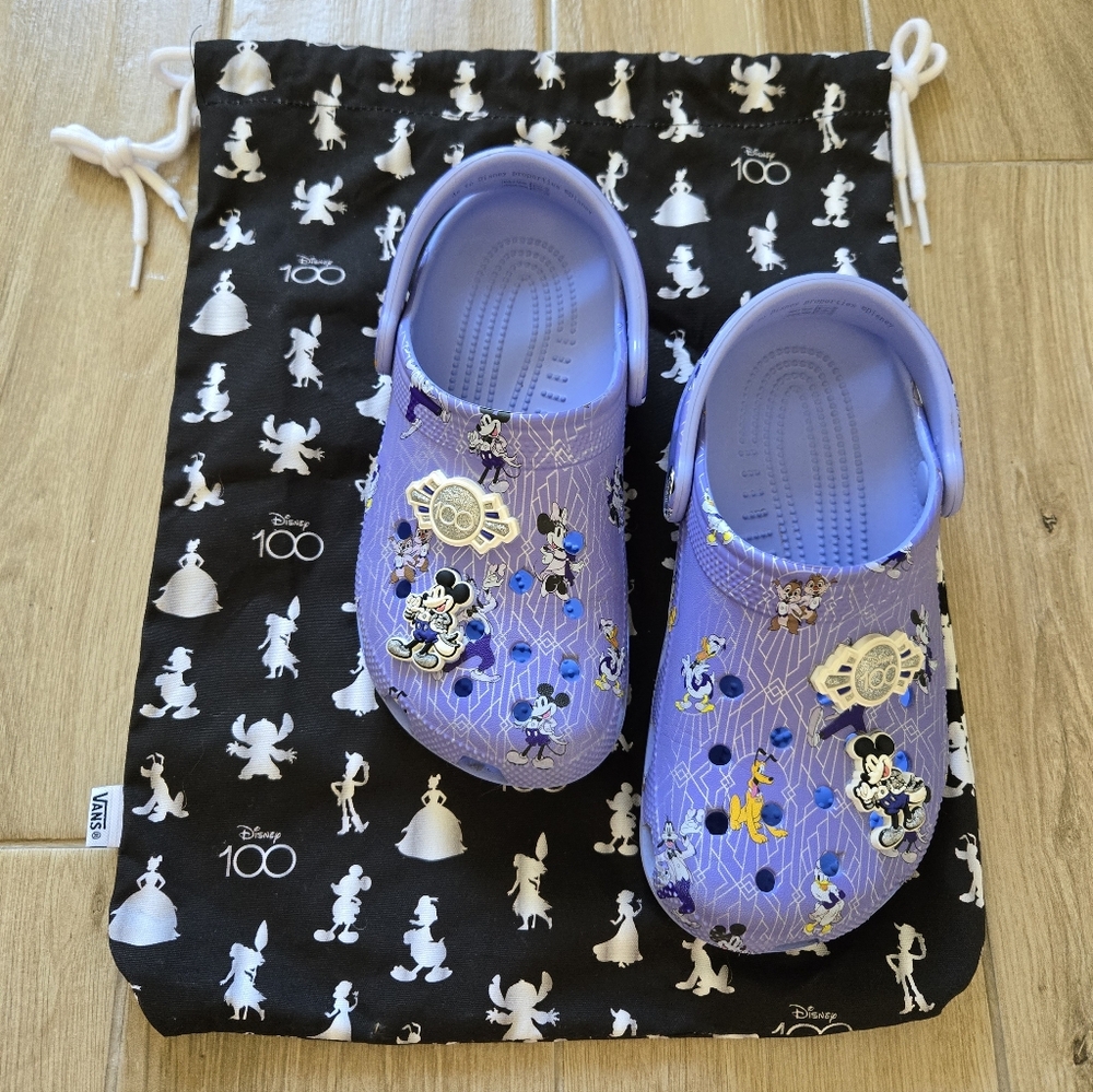 Crocs × Disney 100th Anniversary, 4/6